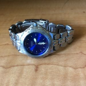 Fossil Blue 100 Meters Water Resistant Silver Toned Women's Wristwatch